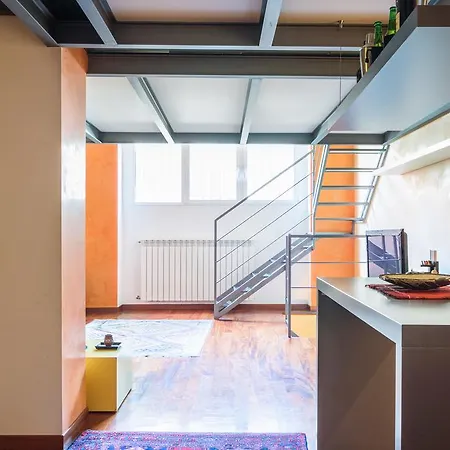 Villoresi Apartment *