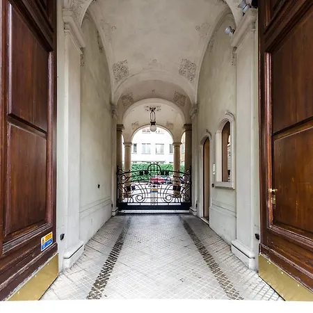 Penthouse Center Apartment Milan