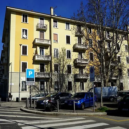 Romantico Sui Navigli Apartment Milan