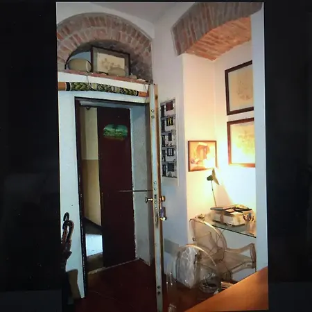 Splendido Bilocale Vicino Al Centro Daire