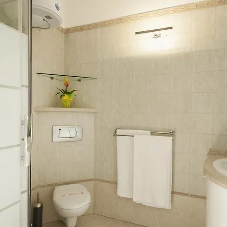 Manzoni Studio Apartment Milan