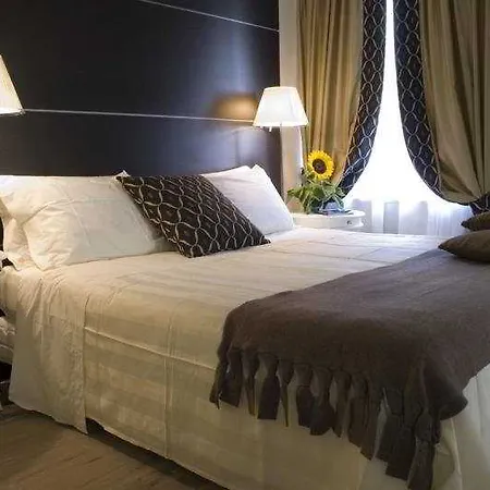 Hotel Townhouse 33 Boutique 4*