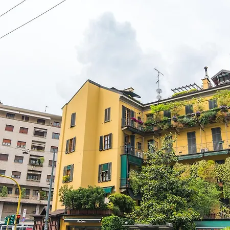 Sant Ambrogio House Apartment *