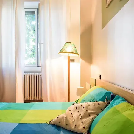 Apartment Isola Lagosta Milan