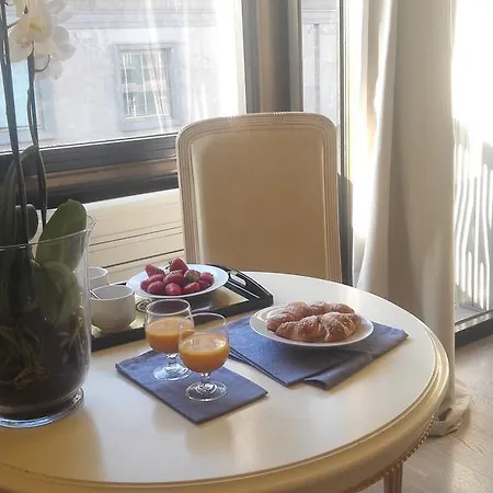 Duomo View Apartment Milan
