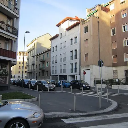 Flat Green Garden Apartment Mailand