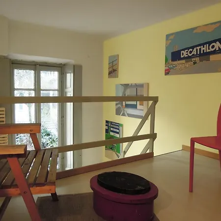 V12 Design Apartmán *