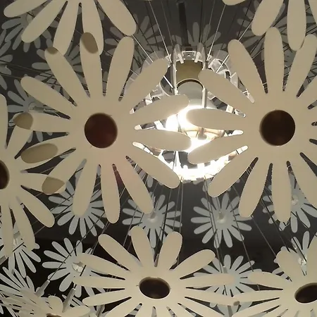 Certosa 3 Bedrooms Appartement *