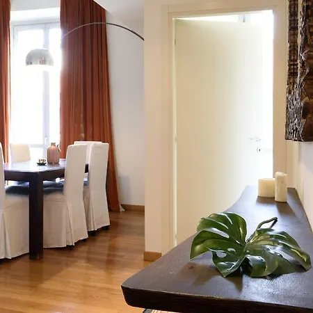 Hintown House Of Mirrors Apartman