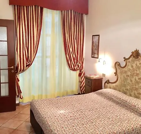 Apartament Flat In Piazza Duomo Mediolan
