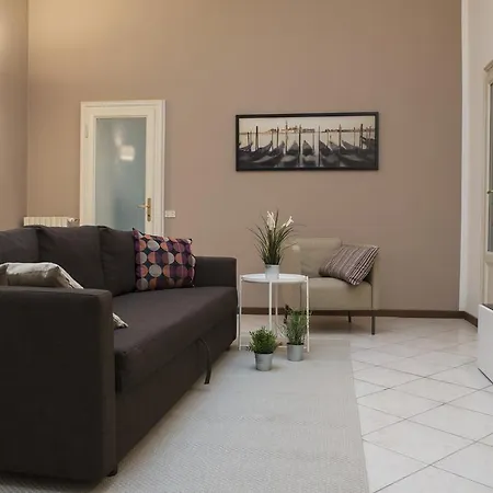 Apartment Federico Roomy Milan