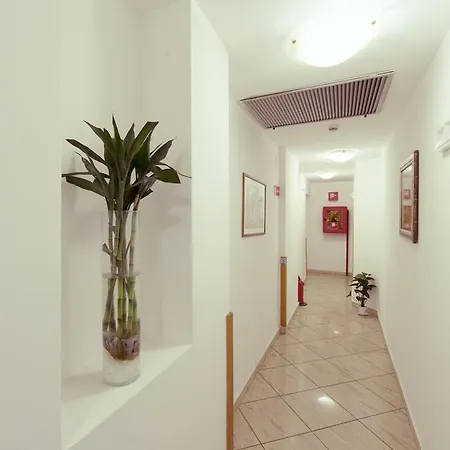 ブリアンツァ 3*