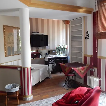 House Milan