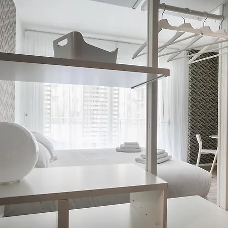 Italianway Easy - Poma Apartament *