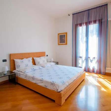 Casa 50 * Milan