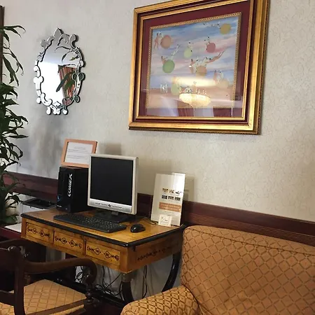 Hotel Bristol