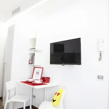 Alessia's Flat - Sarpi * 밀라노