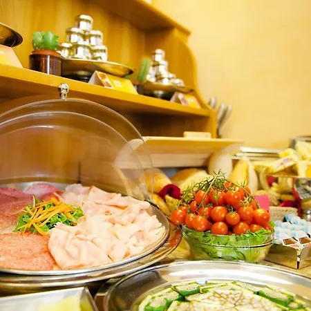Mercure Centro 4*