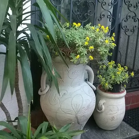 La Rondine Konukevi Milano