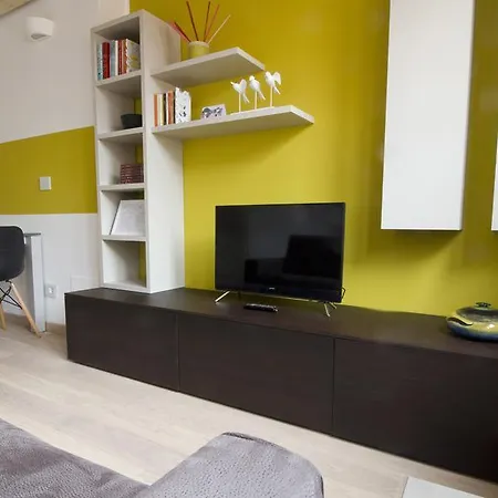 Italianway Segantini Apartamento *