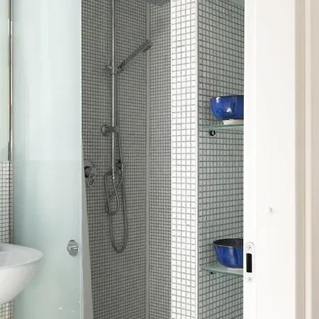 Correggio Apartment *