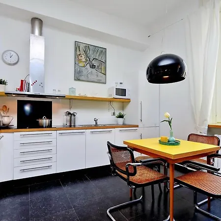 Joivy Colorful For 2 Near Life Apartmán *