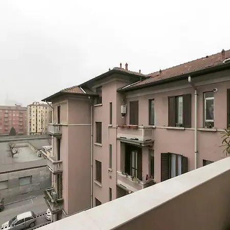 Marche 1bd Milan