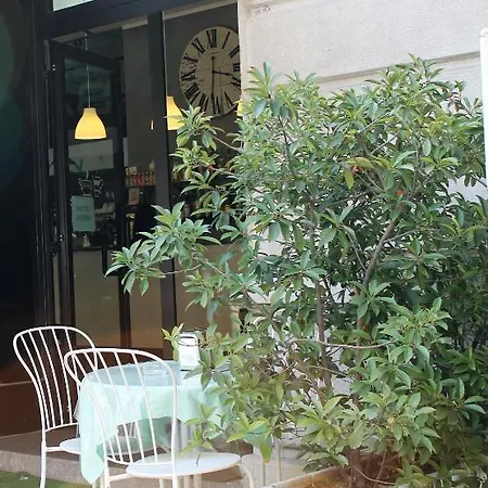 Lepetit 4* ميلان