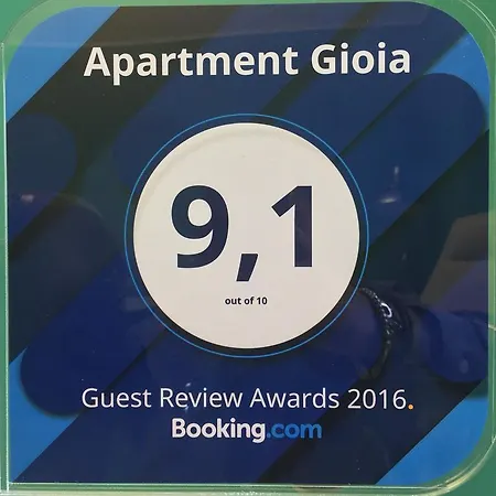 Gioia Apartment *