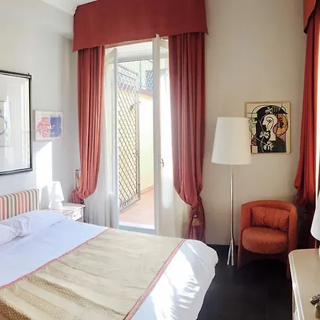 Luini 8 Bed & Breakfast *