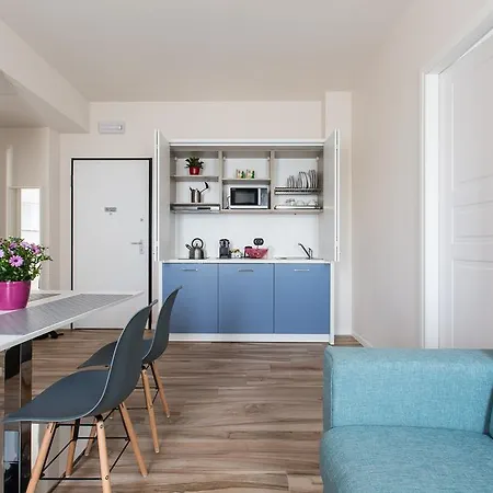 Lägenhetshotell Isola 4*