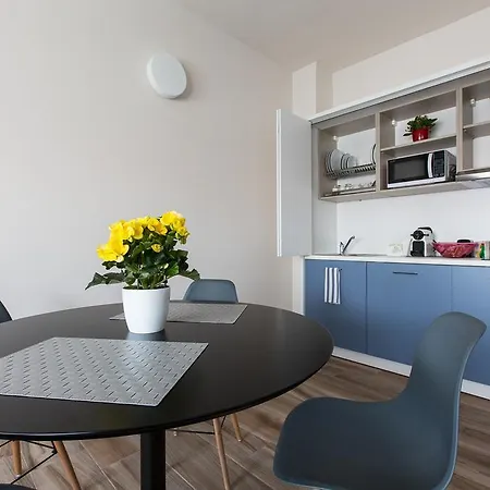 Isola Lägenhetshotell Milano