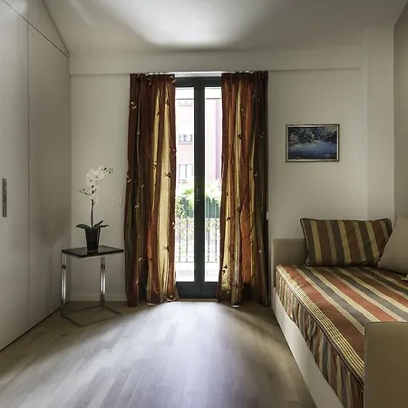 Porta Venezia - Rentclass Loreley * Milan