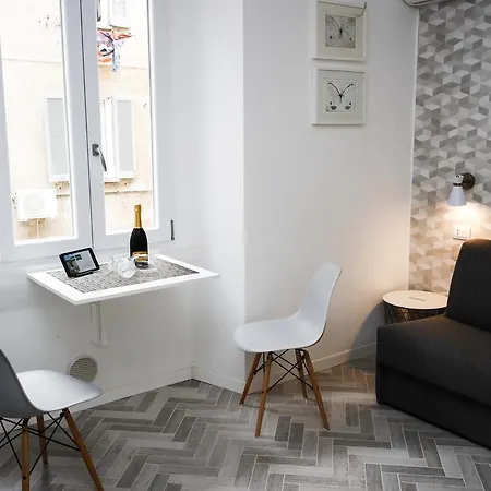 Apartment Bligny 42 - Bocconi Mailand