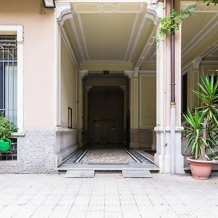 Caracciolo Apartment