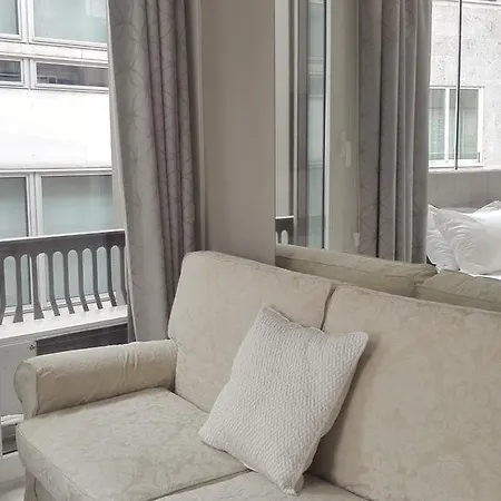 The Place - Downtown Apartment *