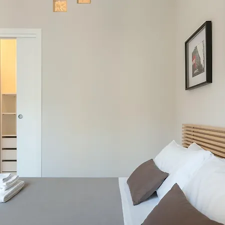 Be Apartments Pisacane Апартаменты *