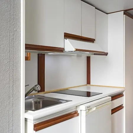 Easy Apartment *