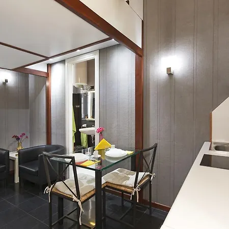 Apartment Easy Milan