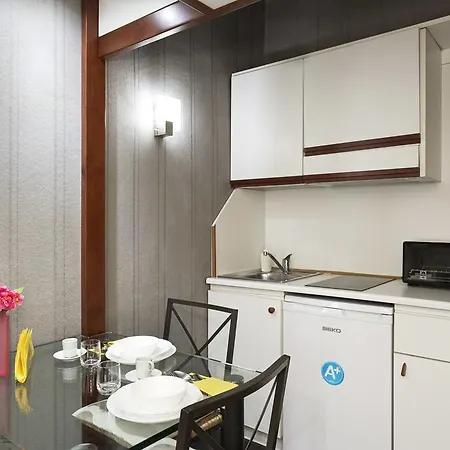 Easy Apartment