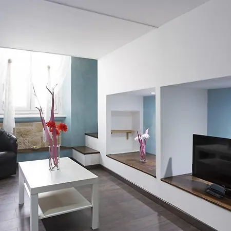 Easy Apartment