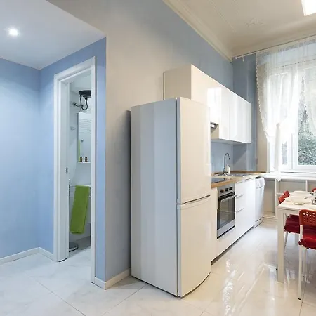 Easy Apartment *