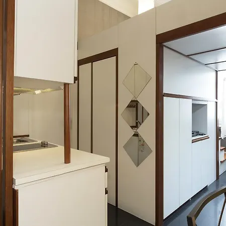Easy Apartment