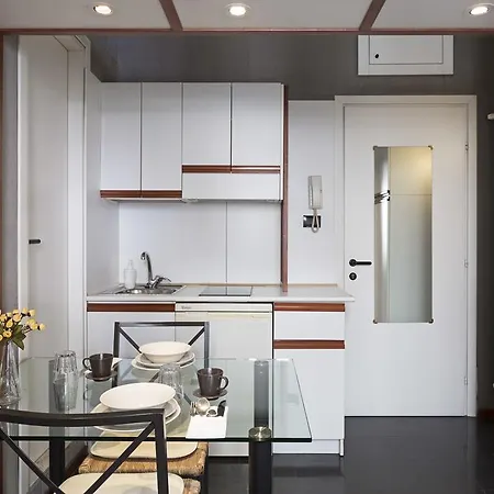 Apartment Easy Milan