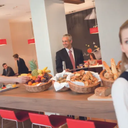 Ibis Ca' Granda 3* Milan