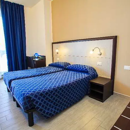 Hotel Av
