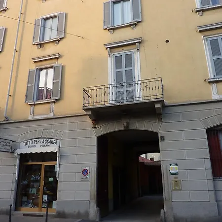 A.c.& G.o. * ميلان