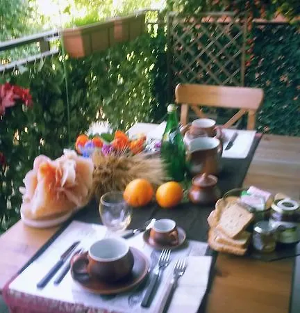 Couette-café A San Siro 75