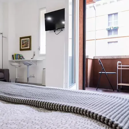 Queen Of Brera - San Marco 1