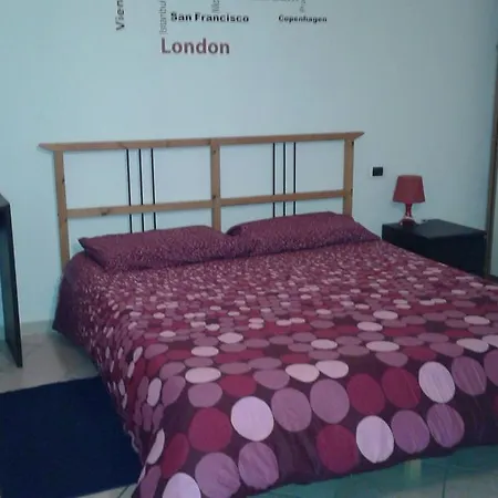 Stanza Milano-sempione-certosa Guest house Milan